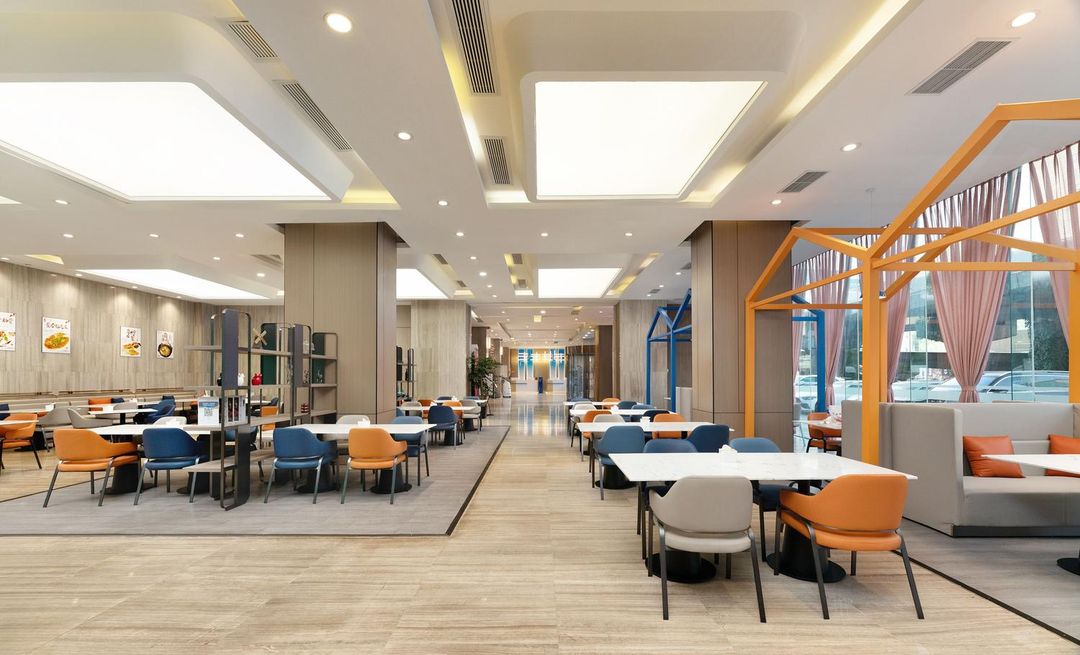 成都新希望武侯智选假日酒店(红牌楼地铁站店)
