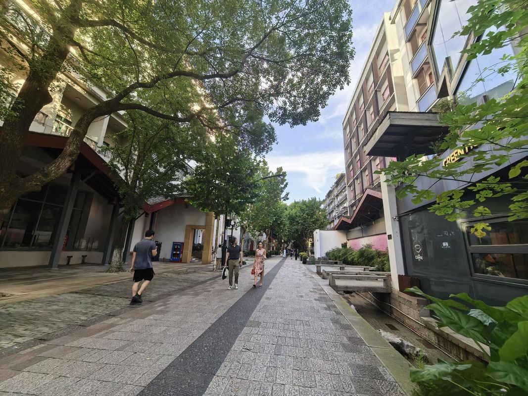 昊颐酒店(杭州西湖湖滨南宋御街店)