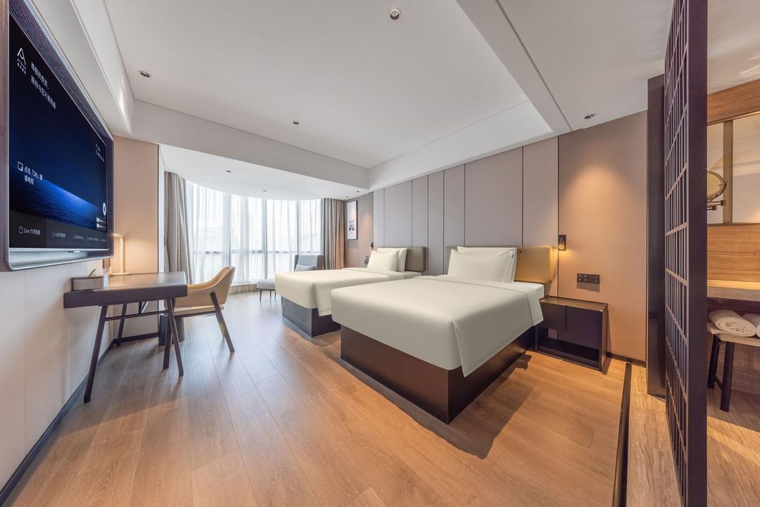 深圳罗湖东门亚朵X酒店