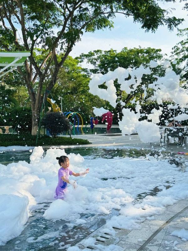 三亚崖州湾皇冠假日酒店