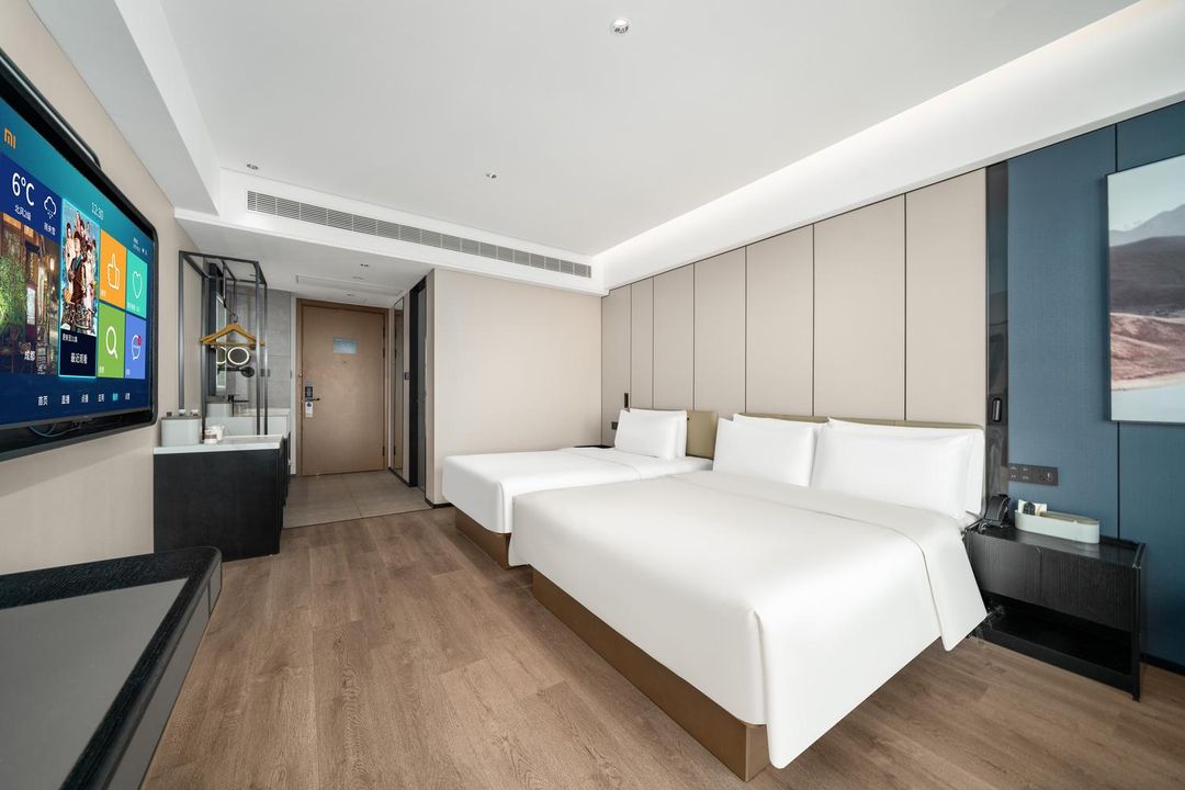 杭州四季青庆菱路地铁站亚朵酒店