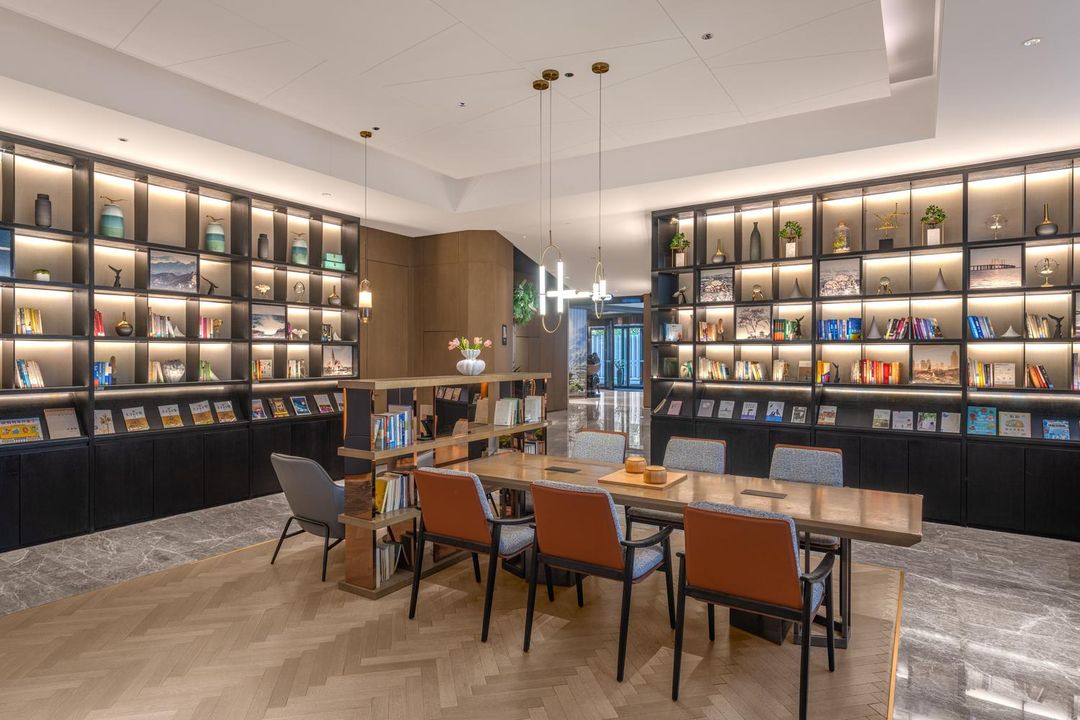 青岛北站新都心亚朵酒店