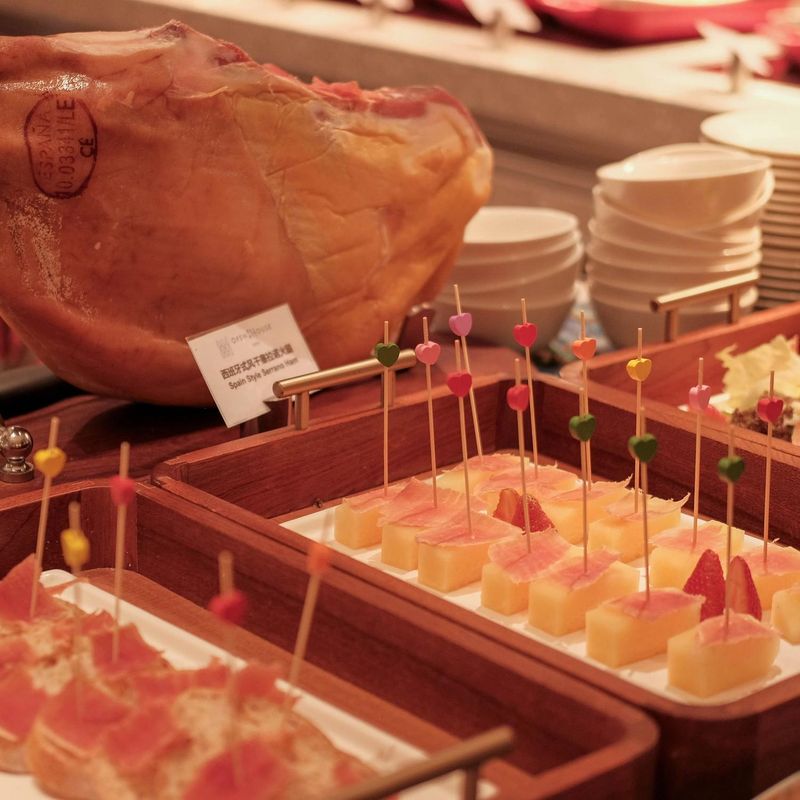 昆明JEN酒店香格里拉集团(昆明老街店)
