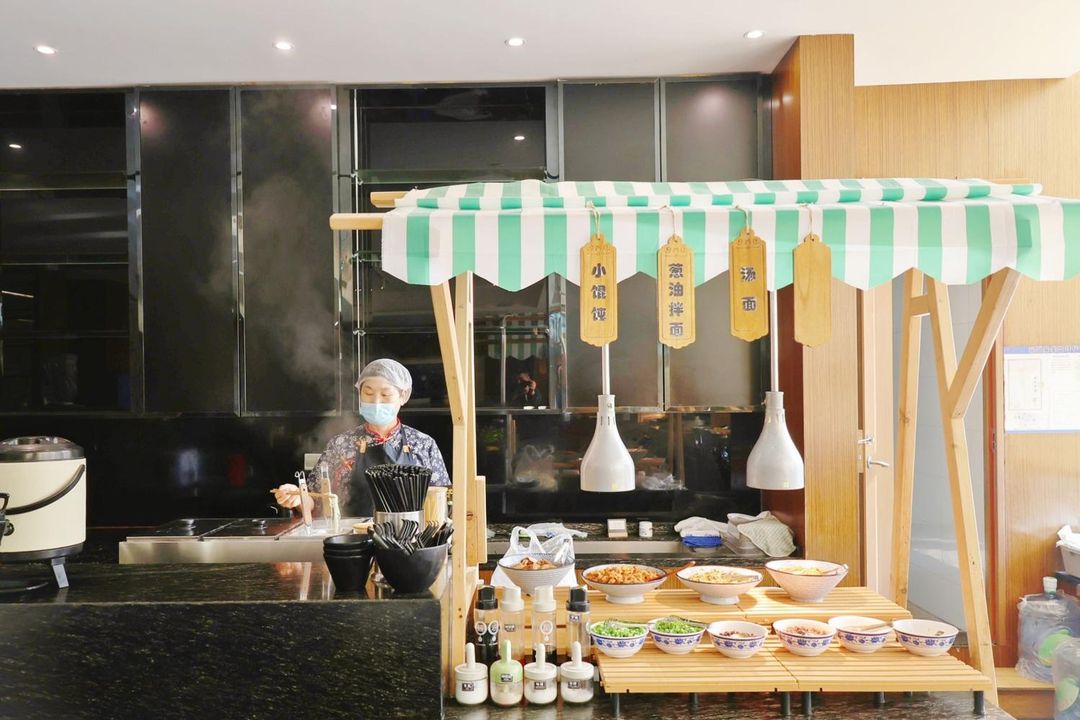 上海世茂睿选酒店(松江万达店)