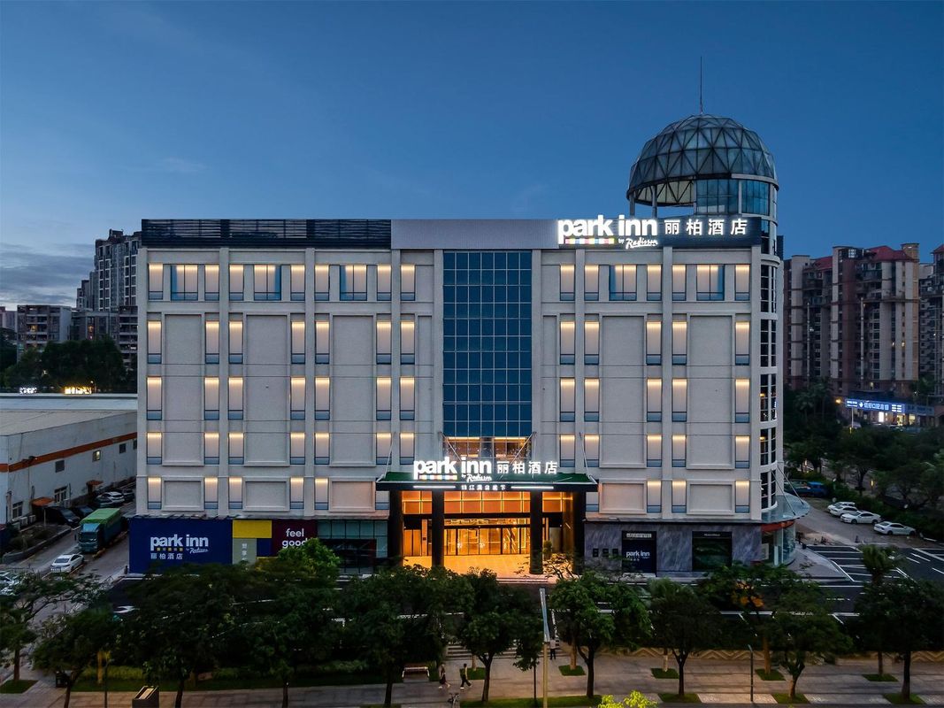 东莞南城UCC寰宇汇金中心丽柏酒店
