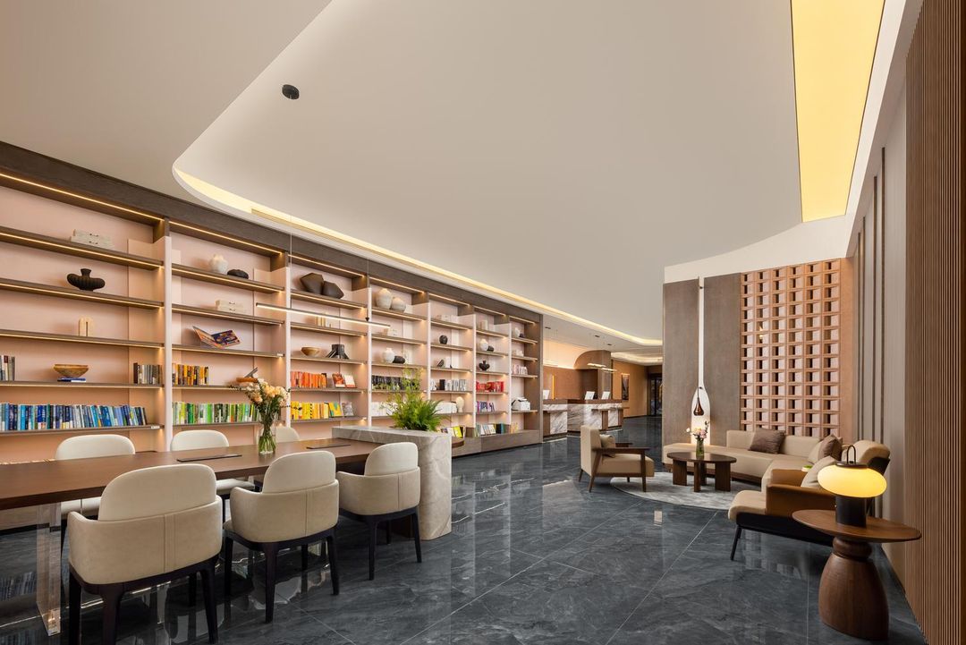 北京欢乐谷景区地铁站亚朵酒店