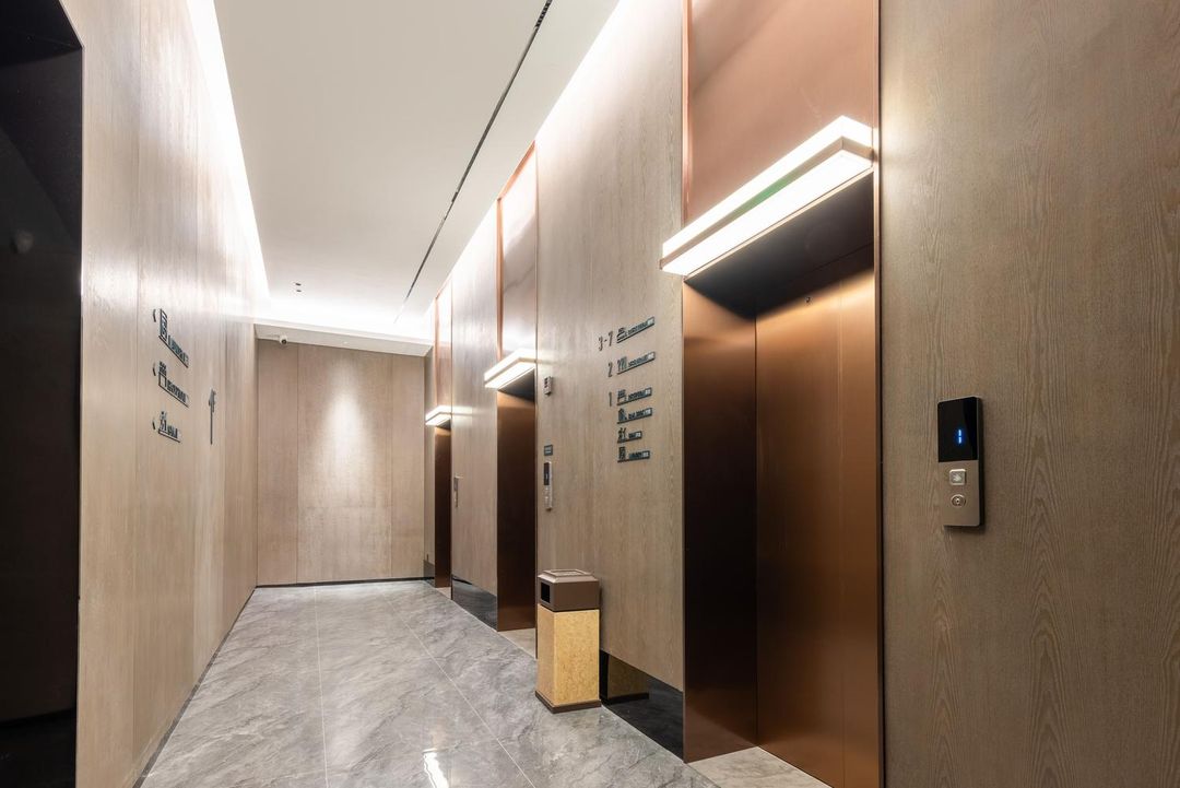 北京欢乐谷景区地铁站亚朵酒店