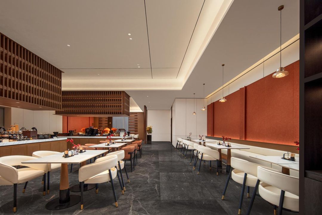 福州长乐国际机场海港城亚朵酒店