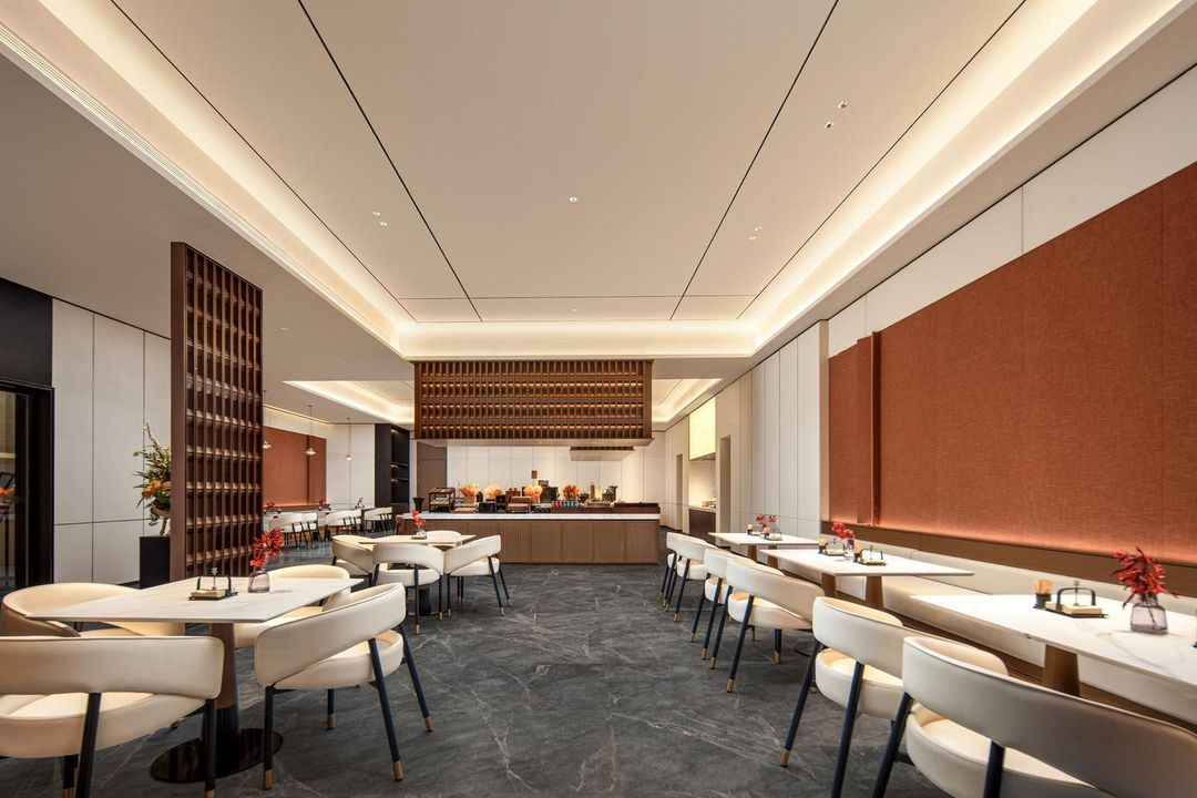 福州长乐国际机场海港城亚朵酒店