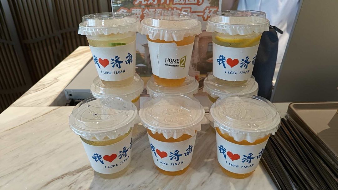 济南唐冶融创乐园希尔顿惠庭酒店