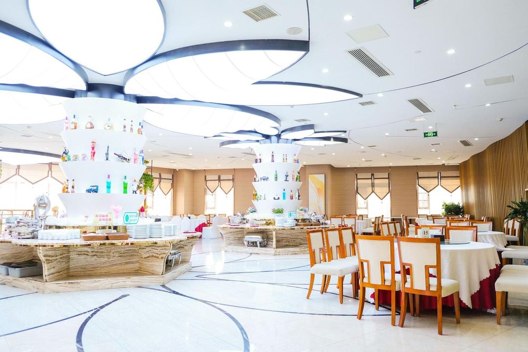 武汉九龙国际酒店(黄鹤楼武昌火车站店)