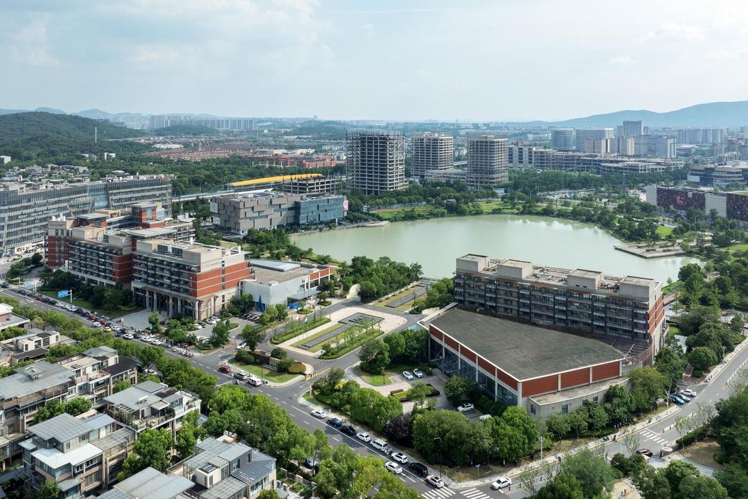 南京新地酒店(仙林大学城店)