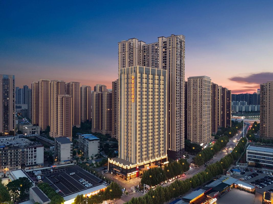 华美达安可酒店(武汉王家湾玉龙路地铁站店)