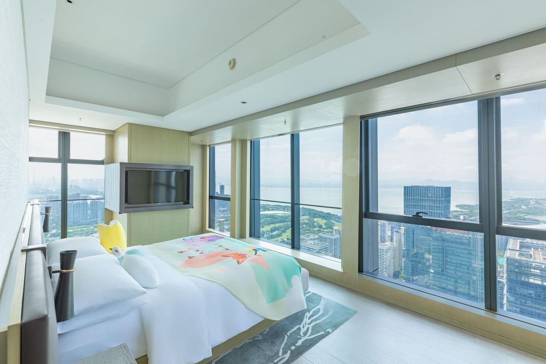 深圳湾万丽酒店