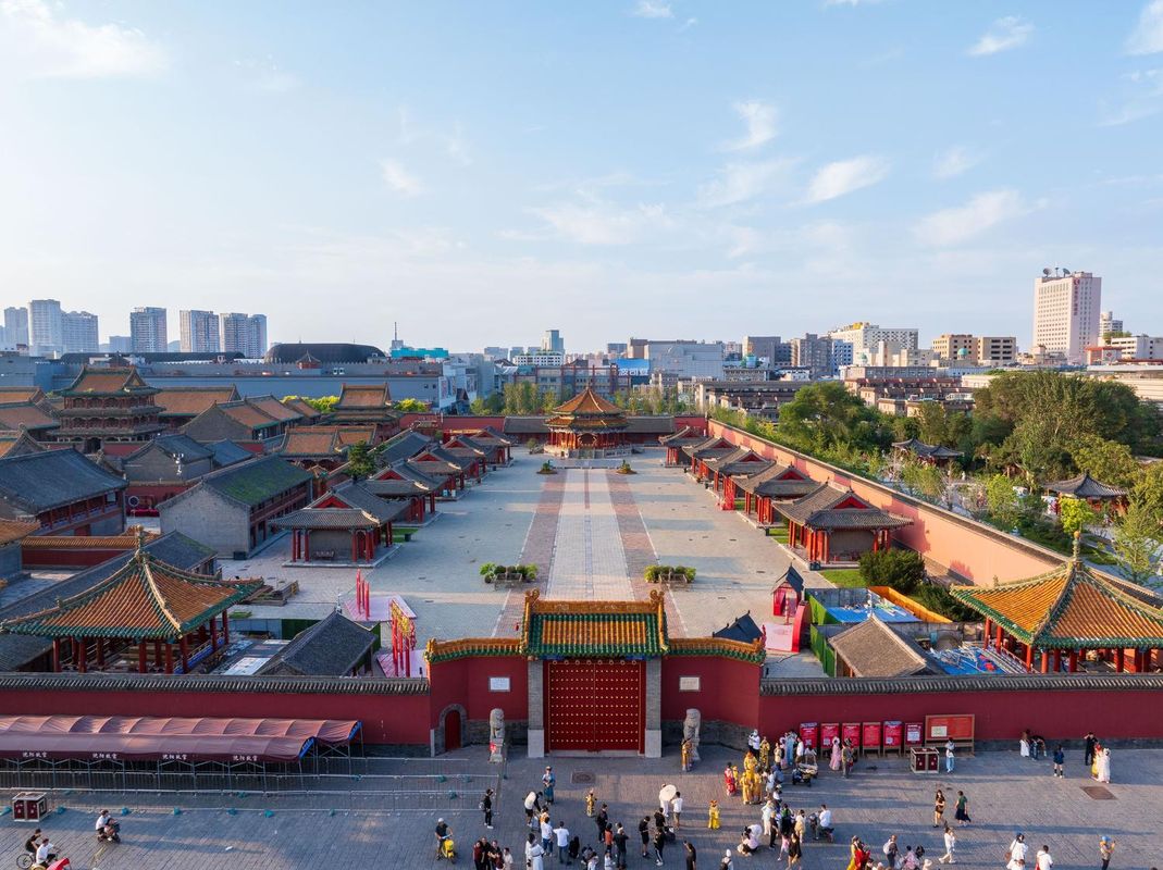 沈阳浦江东方河景酒店(奥体中心地铁站盛京大奥莱店)