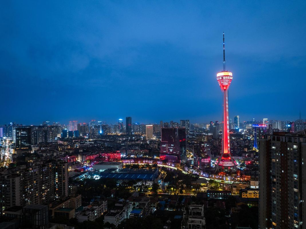 成都春熙路太升南路地铁站亚朵酒店