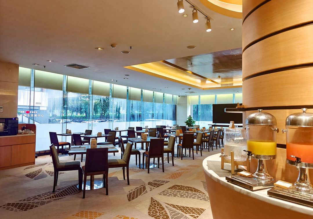 深圳东华假日酒店