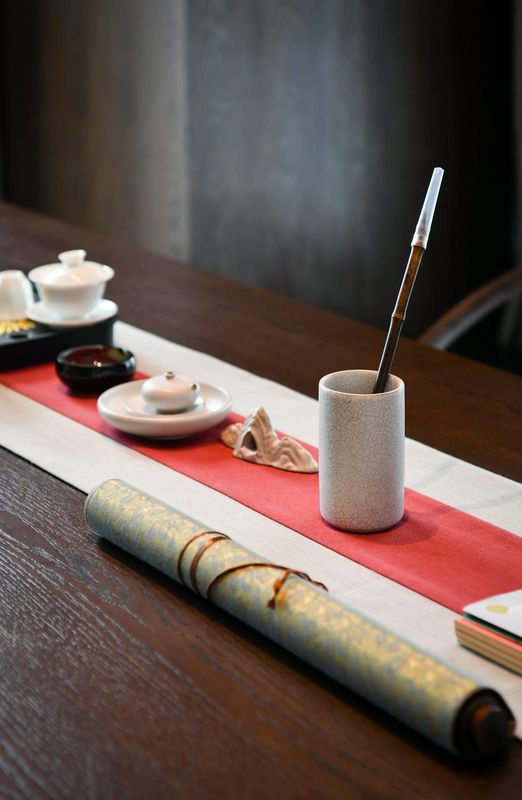 仟那千寻酒店(西安霸城门地铁站凤城四路店)