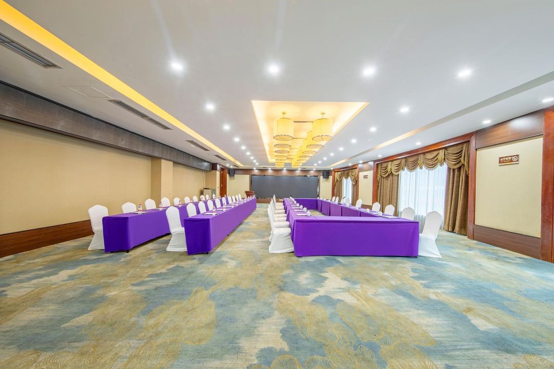 酉阳武陵山国际大酒店(桃花源店)