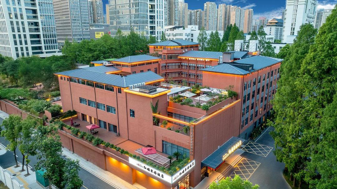 湖北大学红墙琴园酒店