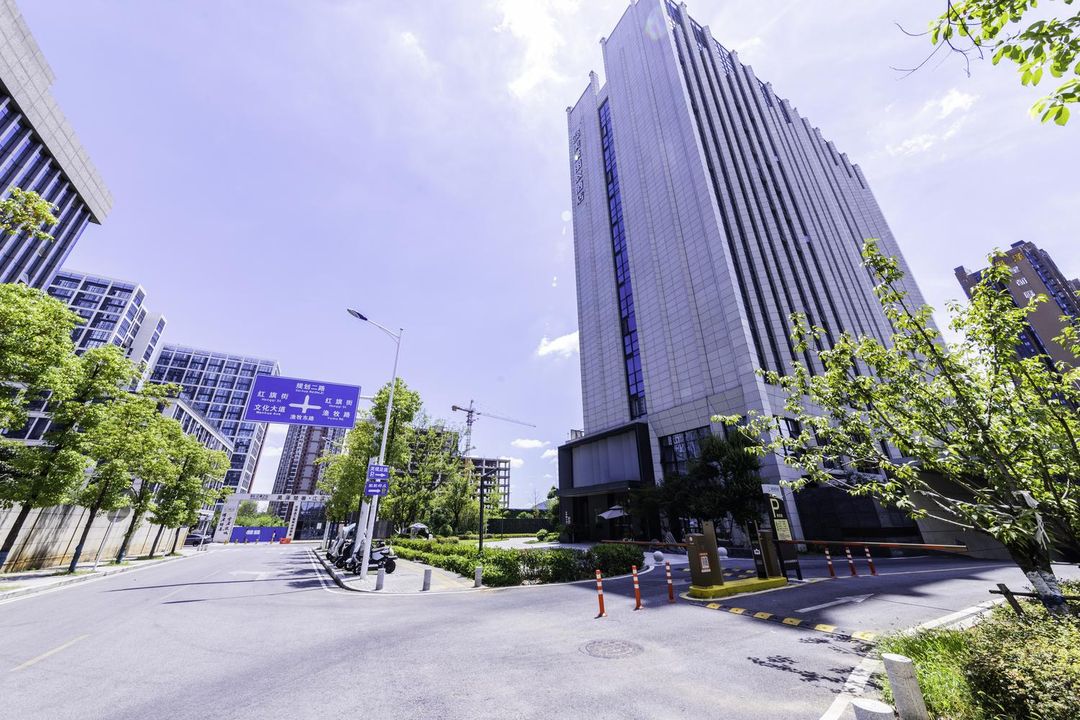 美豪丽致酒店(武汉江夏客厅地铁站永旺梦乐城店)