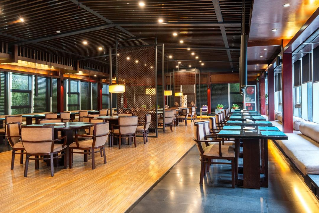 杭州萧山银隆君亭酒店(杭发厂地铁站店)