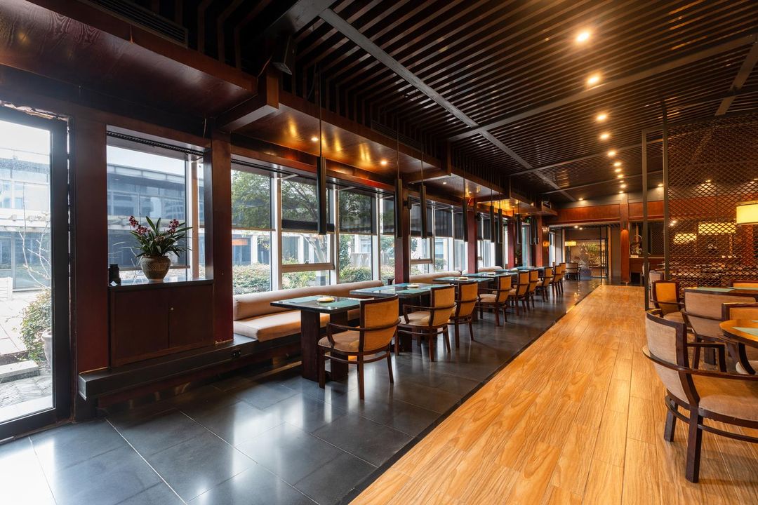 杭州萧山银隆君亭酒店(杭发厂地铁站店)