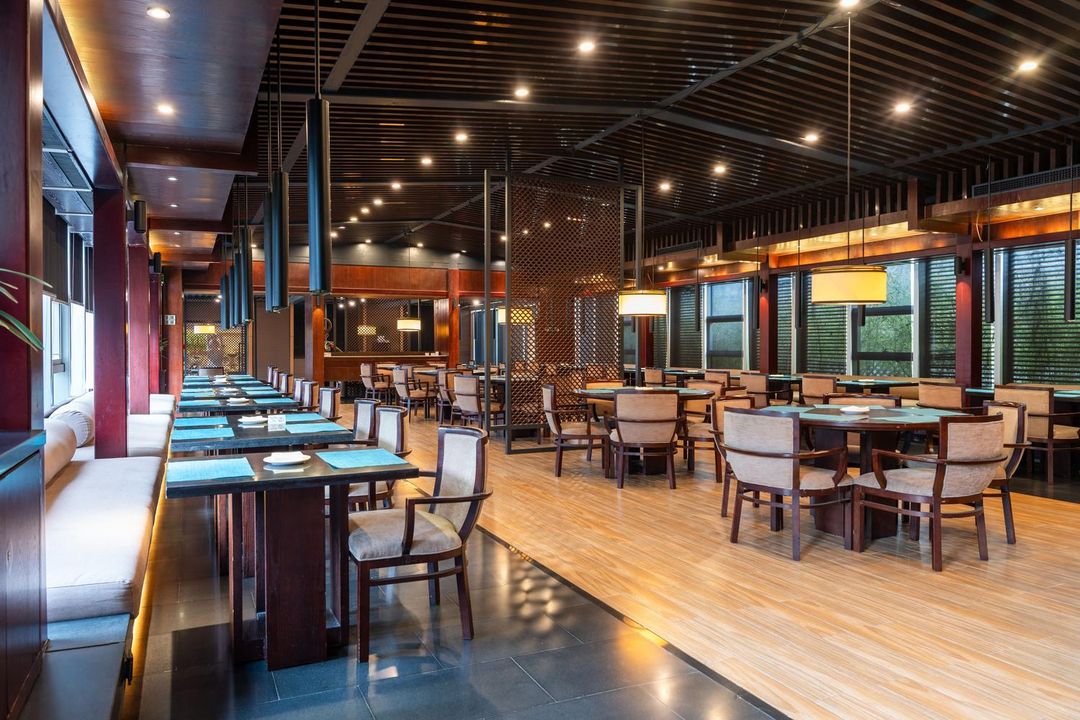 杭州萧山银隆君亭酒店(杭发厂地铁站店)