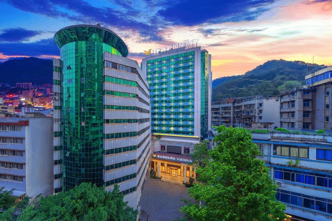 维也纳国际酒店(万州高笋塘步行街店)