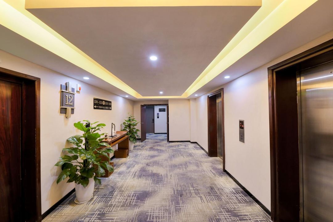 武汉华尊天伦大酒店(黄鹤楼武昌火车站店)