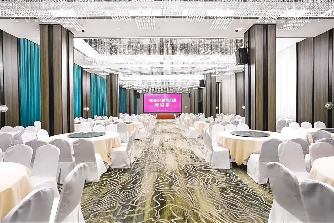 南京玄武湖美居酒店