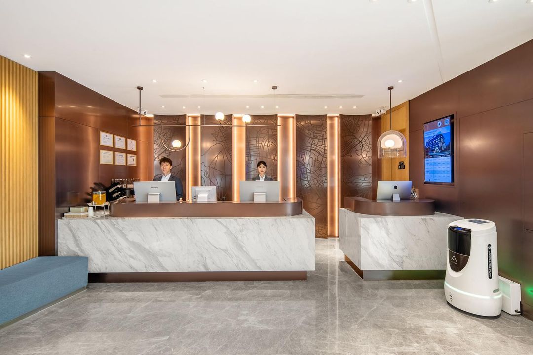 北京丽泽商务区城市航站楼亚朵酒店