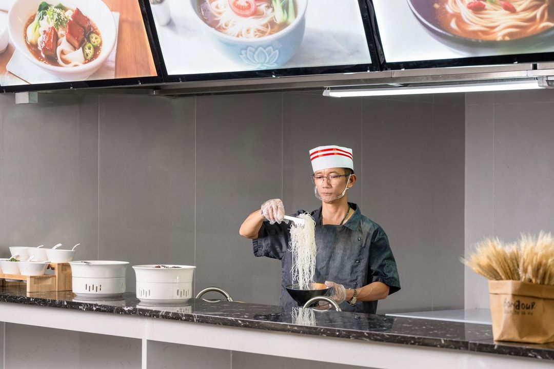 良益听风酒店(东莞厚街展览中心地铁站店)