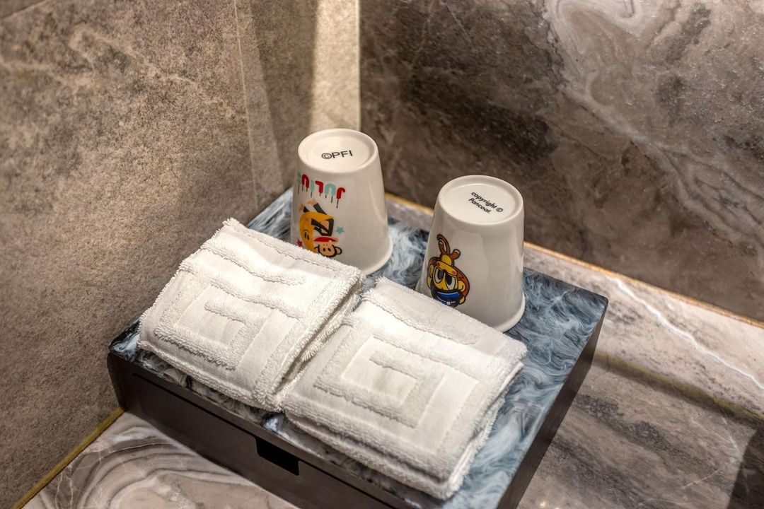 云和夜泊酒店(上海武宁路环球港店)