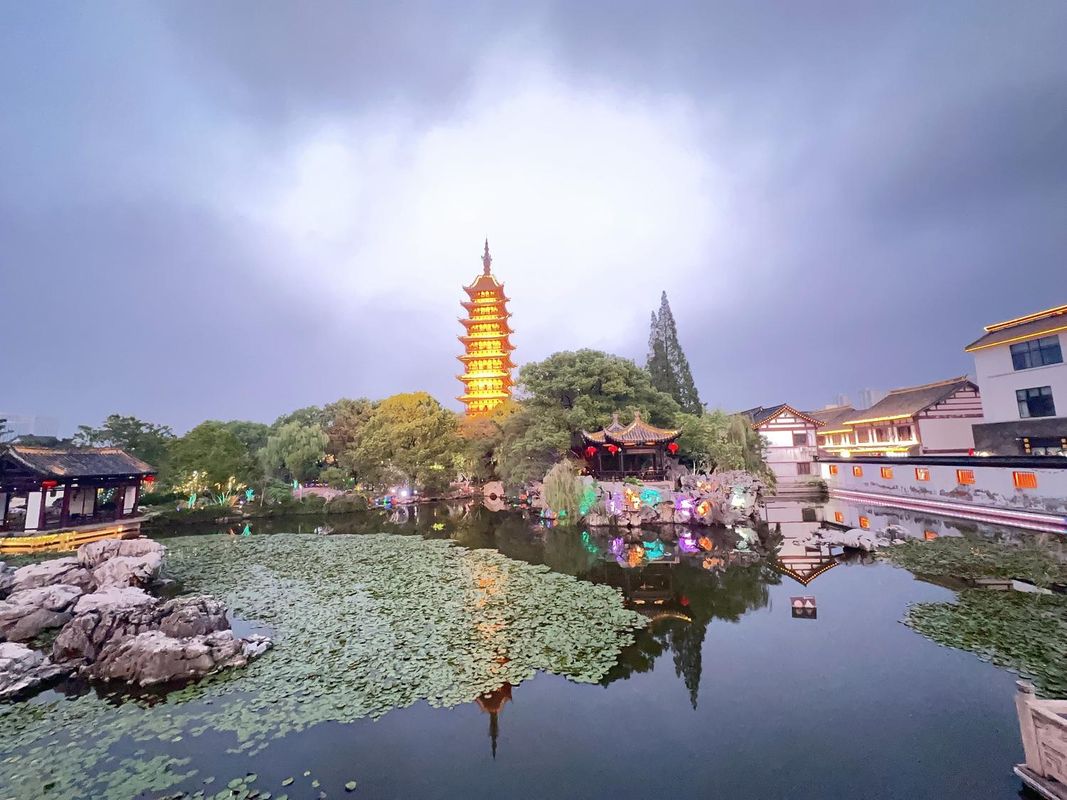 常熟万达广场长江路亚朵酒店