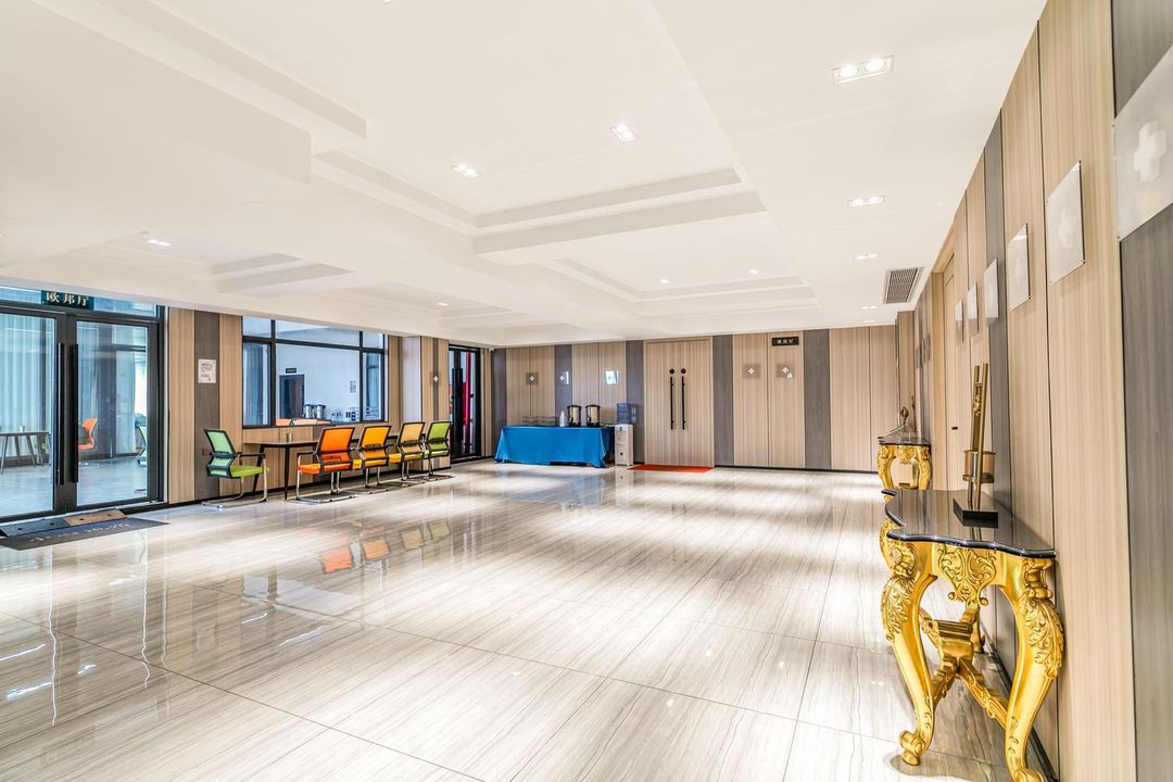 欧邦空港假日酒店(广州白云国际机场T3航站楼人和地铁站店)