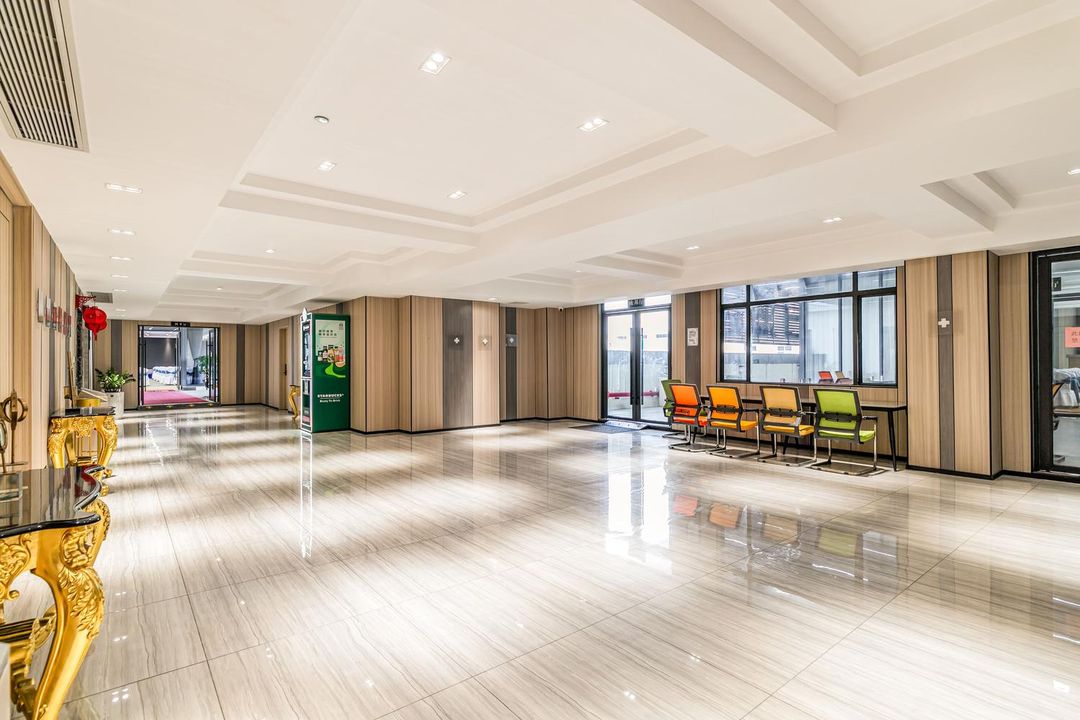 欧邦空港假日酒店(广州白云国际机场T3航站楼人和地铁站店)
