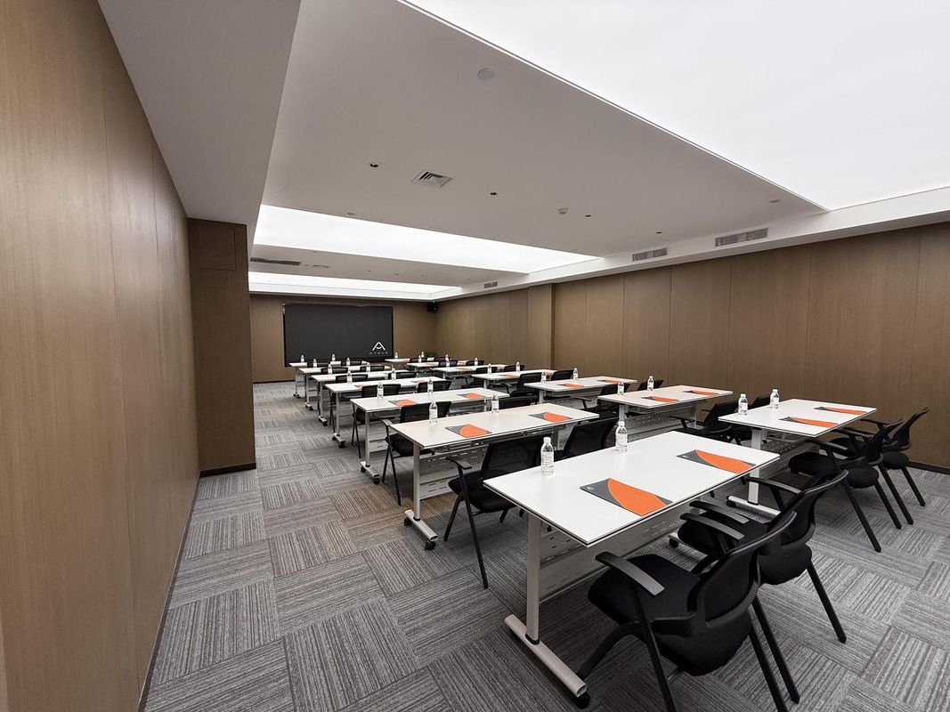 石家庄新百广场湾里庙步行街亚朵酒店