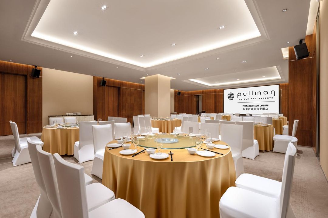 东莞君源雅高铂尔曼酒店(长安站店)