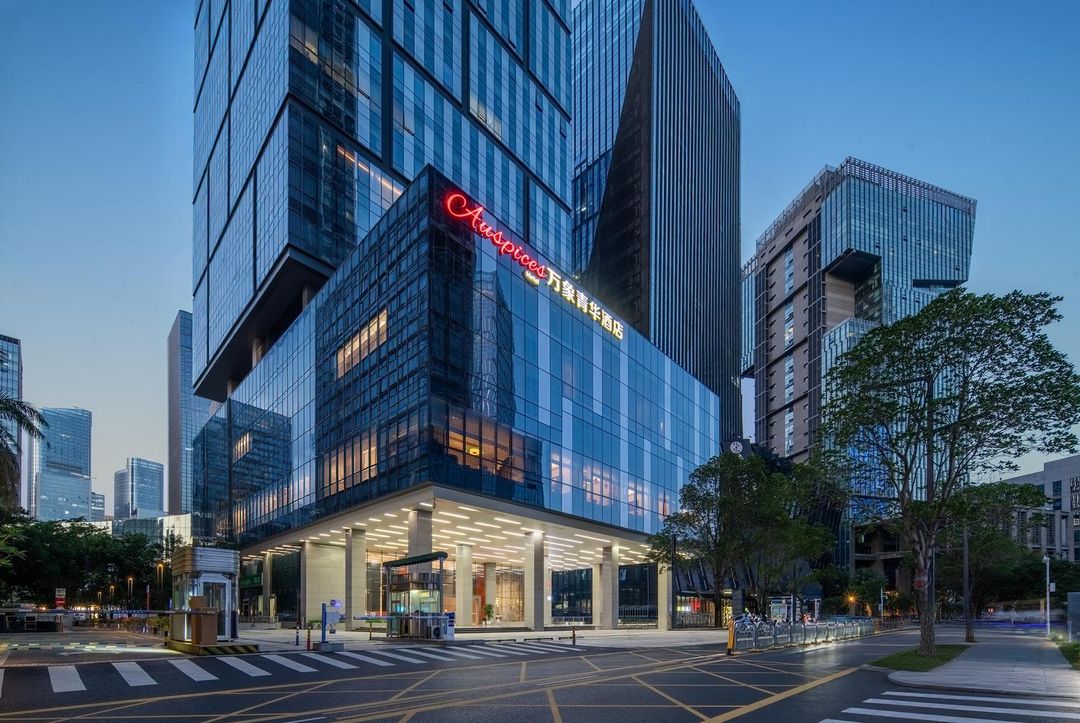 深圳南山万象青华酒店(万象天地店)