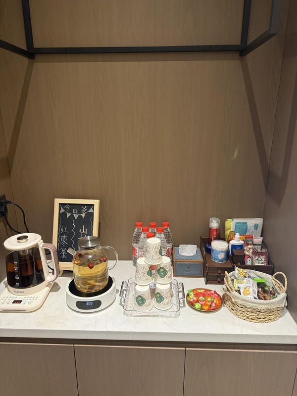 怡致酒店(小寨公园电视塔地铁站店)