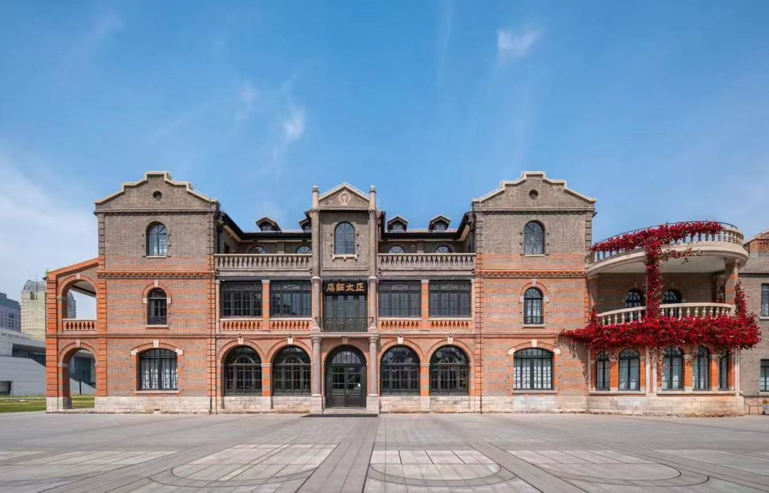 石家庄新百广场湾里庙步行街亚朵酒店