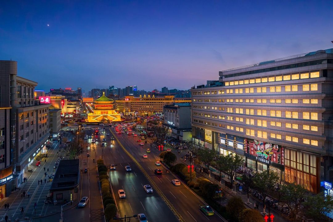 西安万信国际酒店(回民街钟楼地铁站店)