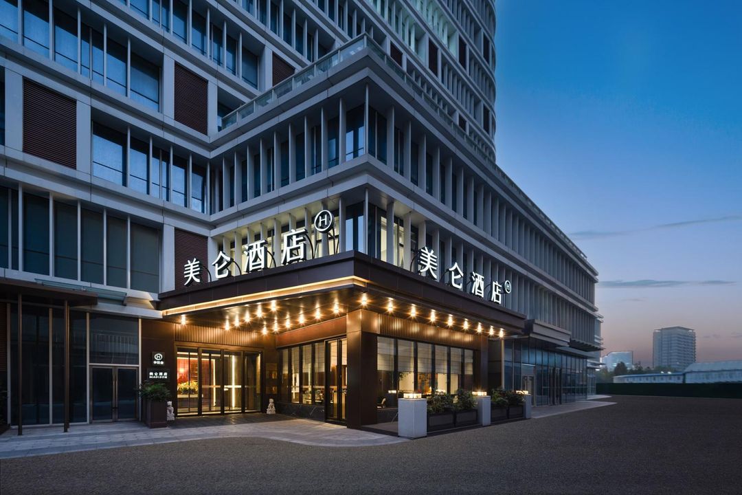 郑州龙湖金融岛郑大一附院美仑酒店