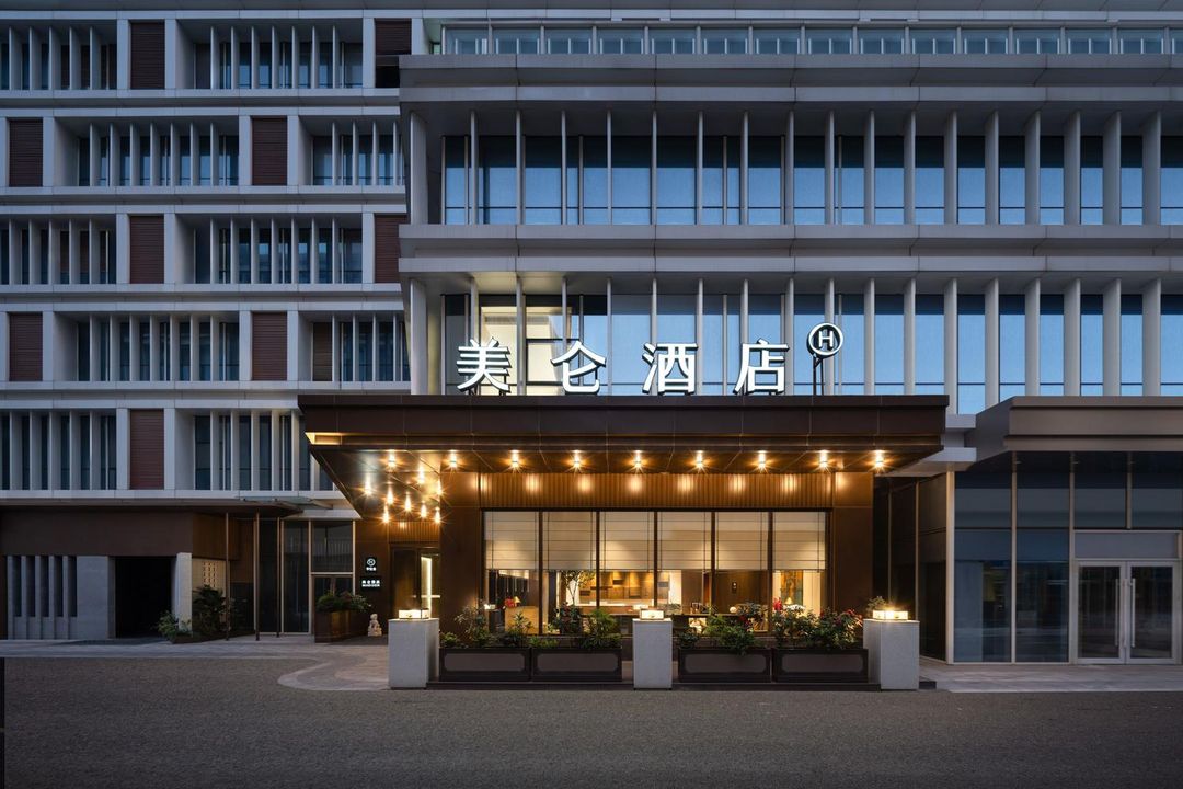 郑州龙湖金融岛郑大一附院美仑酒店