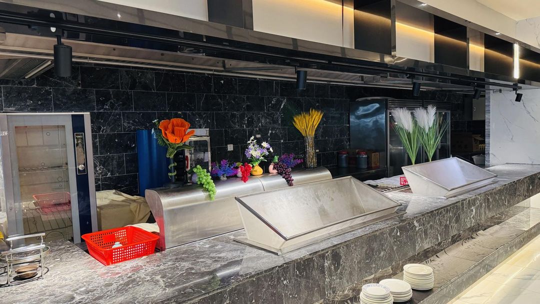 常平半岛酒店(东莞常平火车站店)