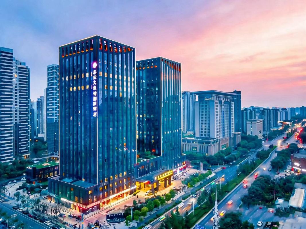 郑州东站泰宏文森特国际酒店