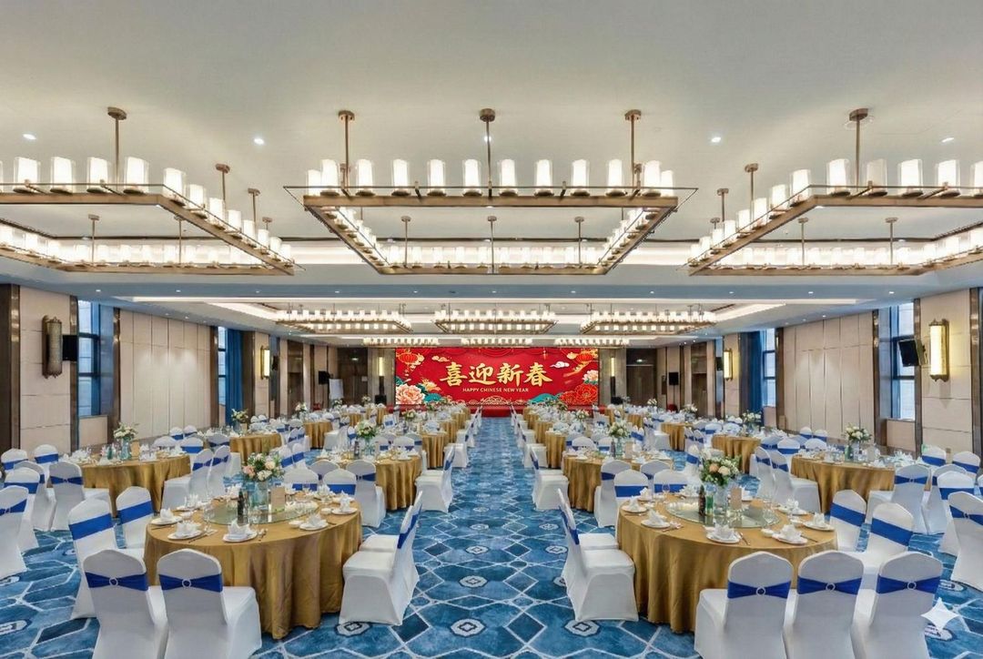 天海国际酒店(长沙高新区梅溪湖公园店)