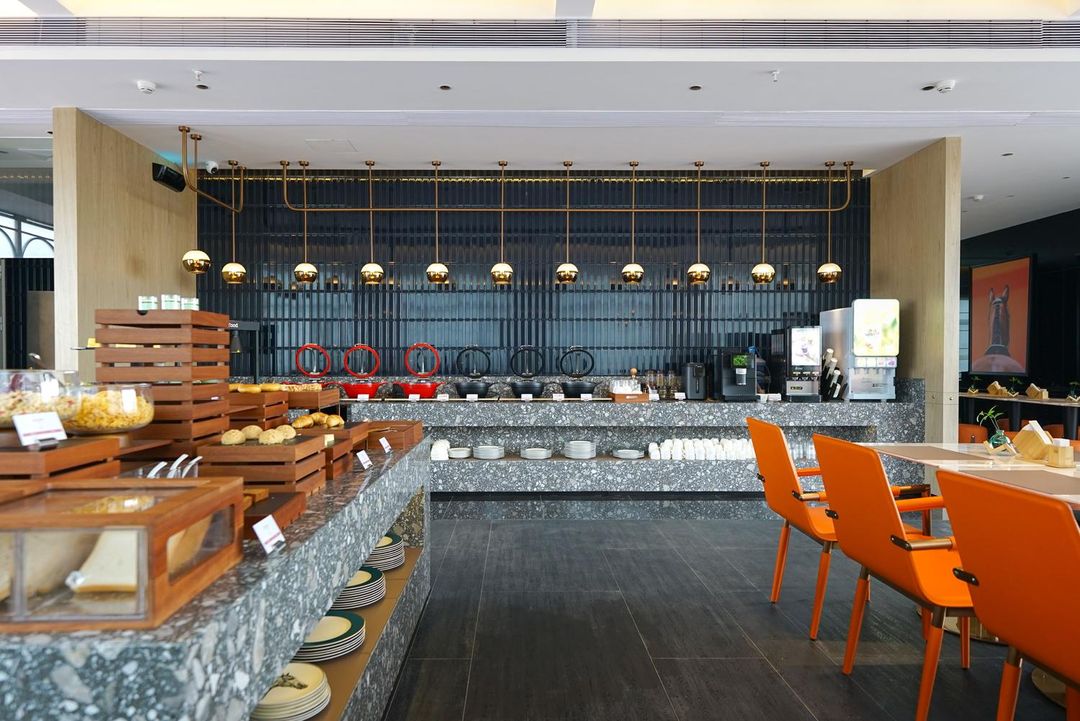 广州白云国际会议中心新市墟地铁站骑士物语酒店