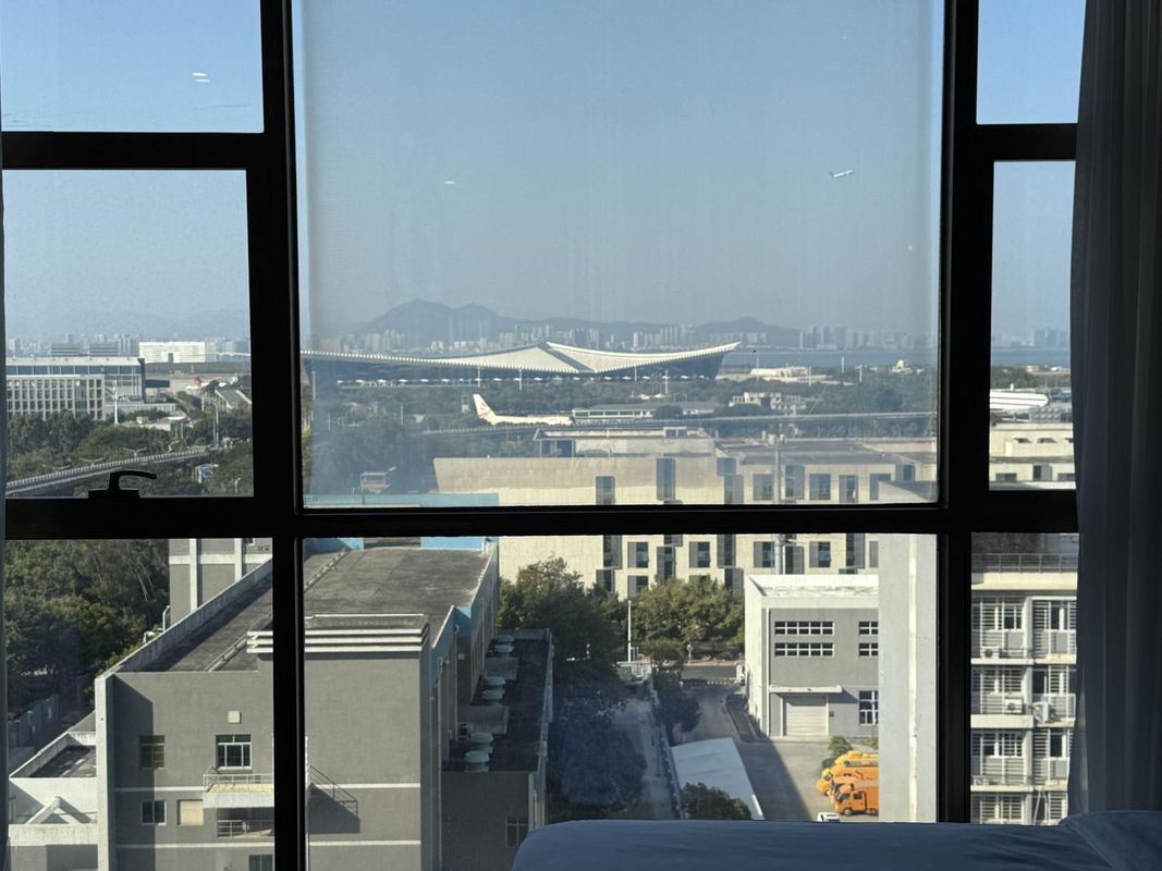 厦门探索酒店(厦门高崎机场县后BRT站店)